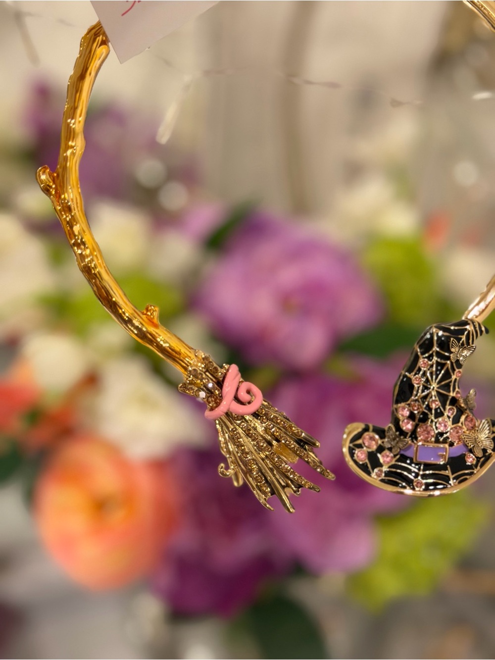 Betsey Johnson Witch Broom Web Hat Hinge Collar Statement Necklace Halloween - Picture 9 of 15